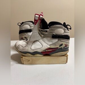 2012 Nike Air Jordan 8 Retro Bugs Bunny
White Black Red Used Men's Sz 10.5
